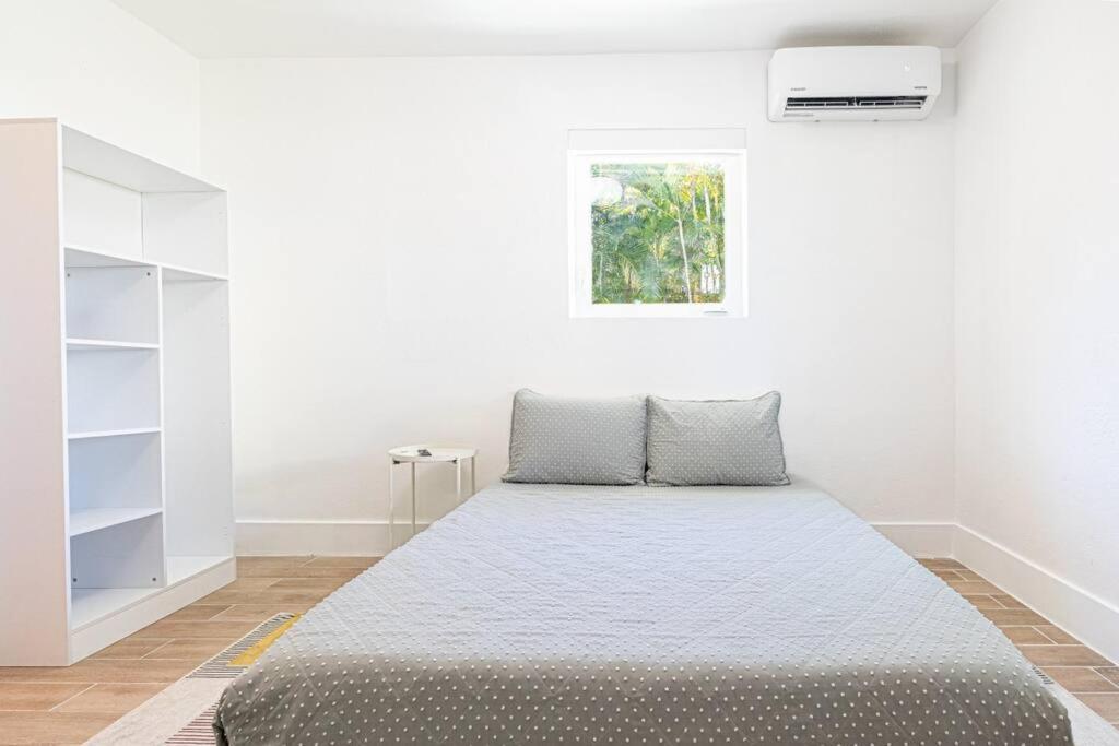 1 Bedroom El Portal #7 Appartamento *